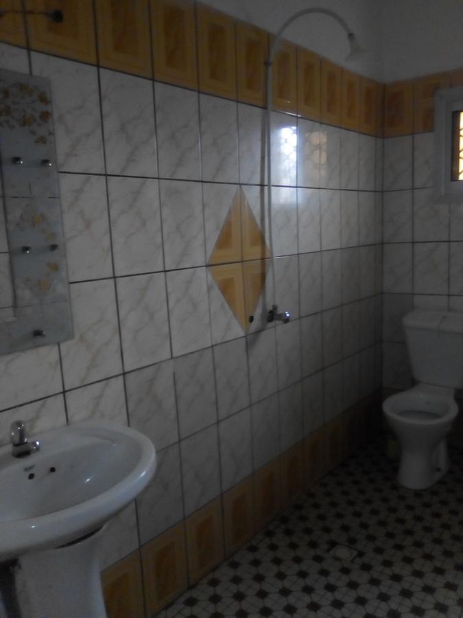 Hotel Kdv Bonabéri Dış mekan fotoğraf