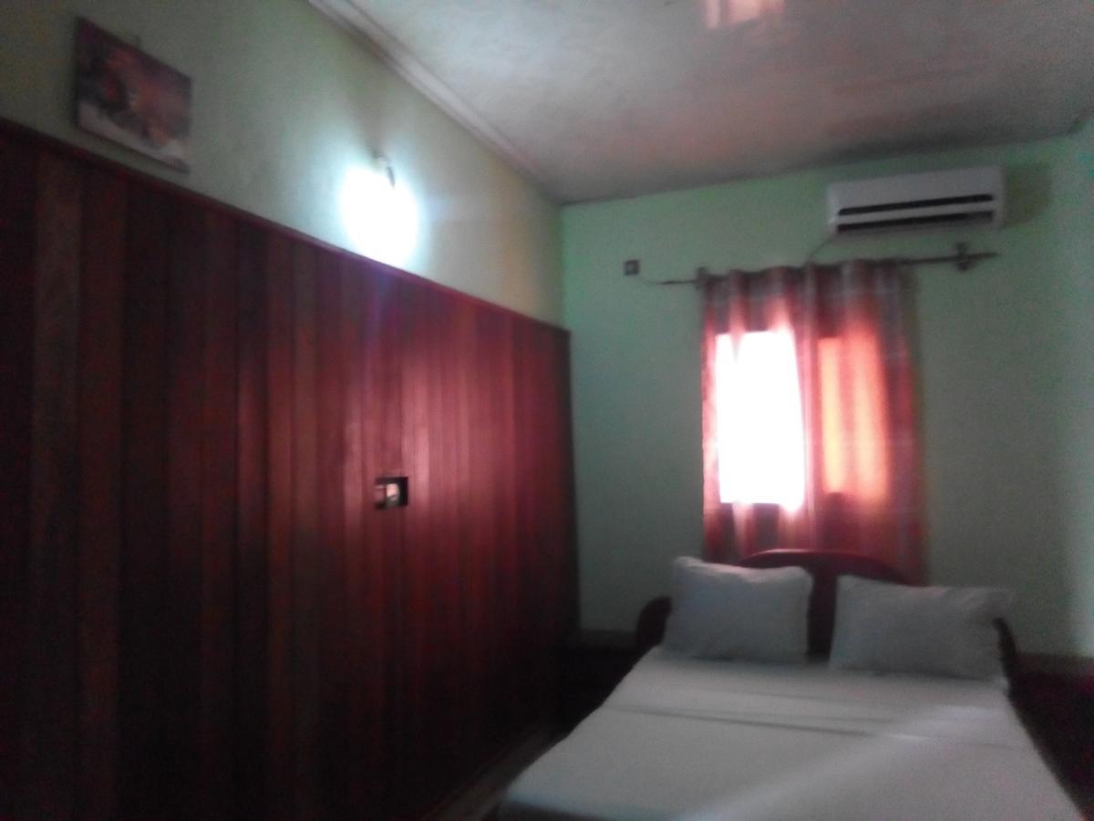 Hotel Kdv Bonabéri Dış mekan fotoğraf